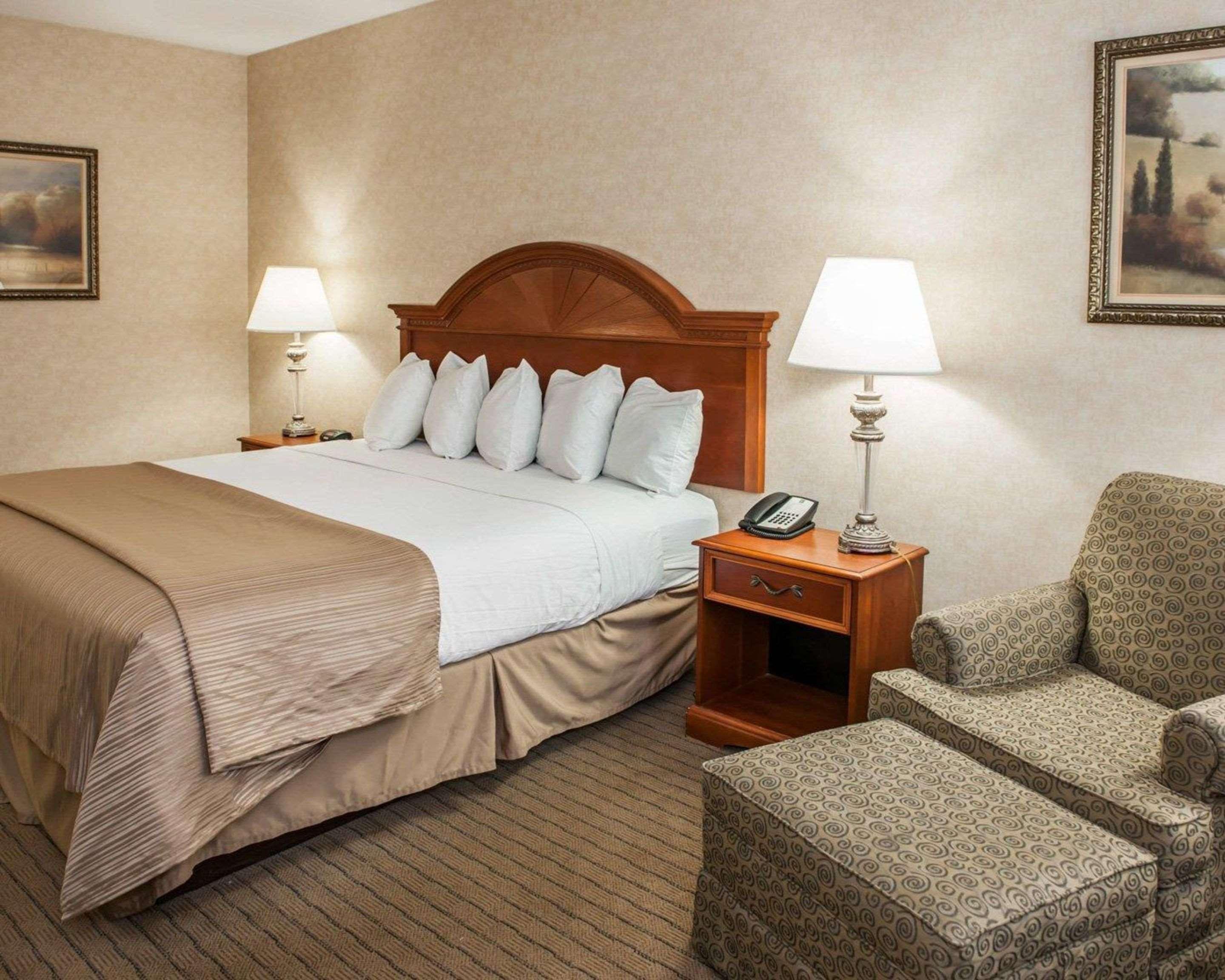 Quality Inn Castleton Ngoại thất bức ảnh