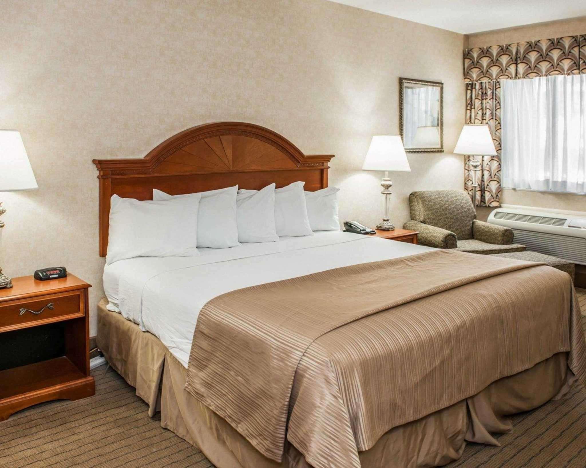 Quality Inn Castleton Ngoại thất bức ảnh