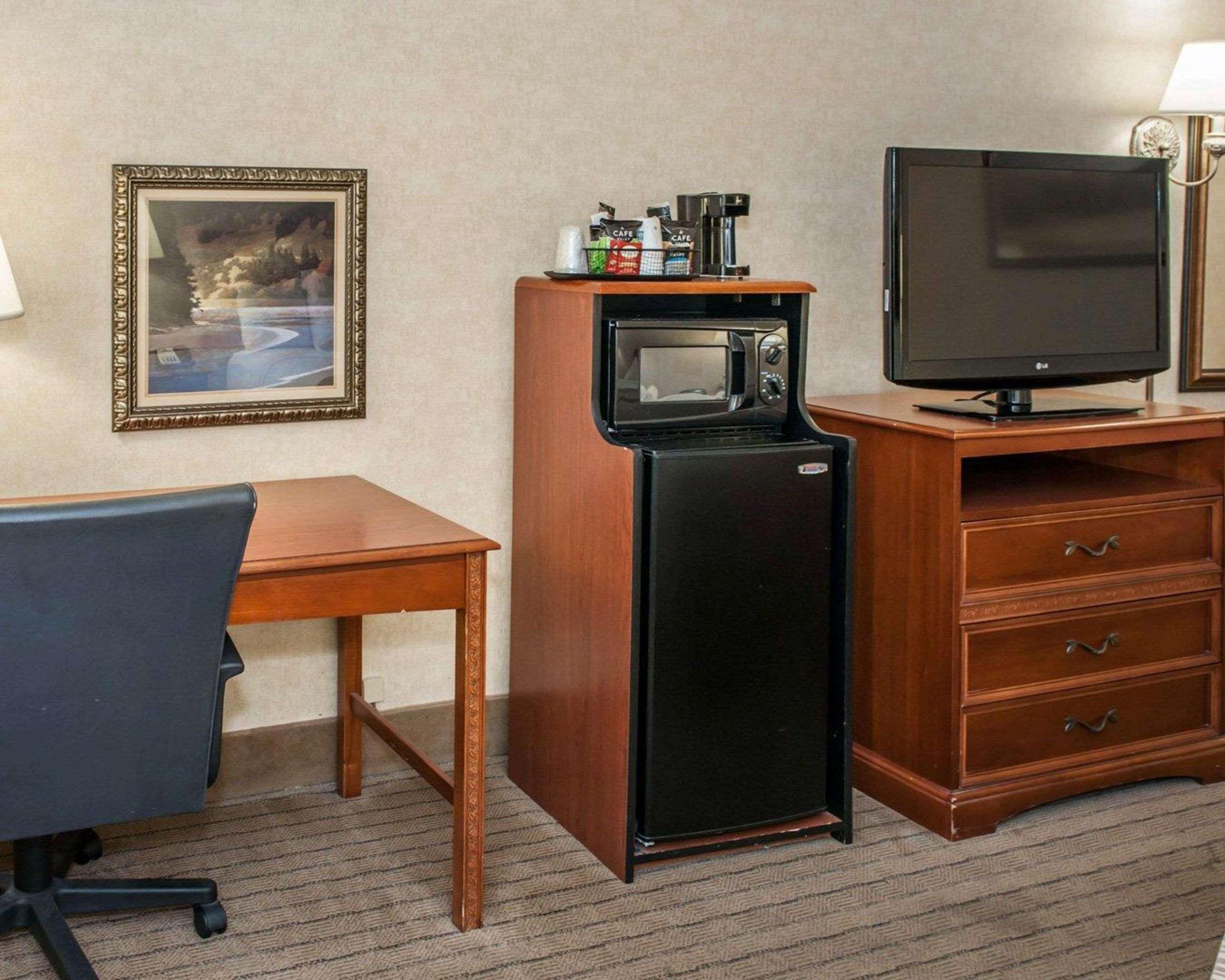 Quality Inn Castleton Ngoại thất bức ảnh