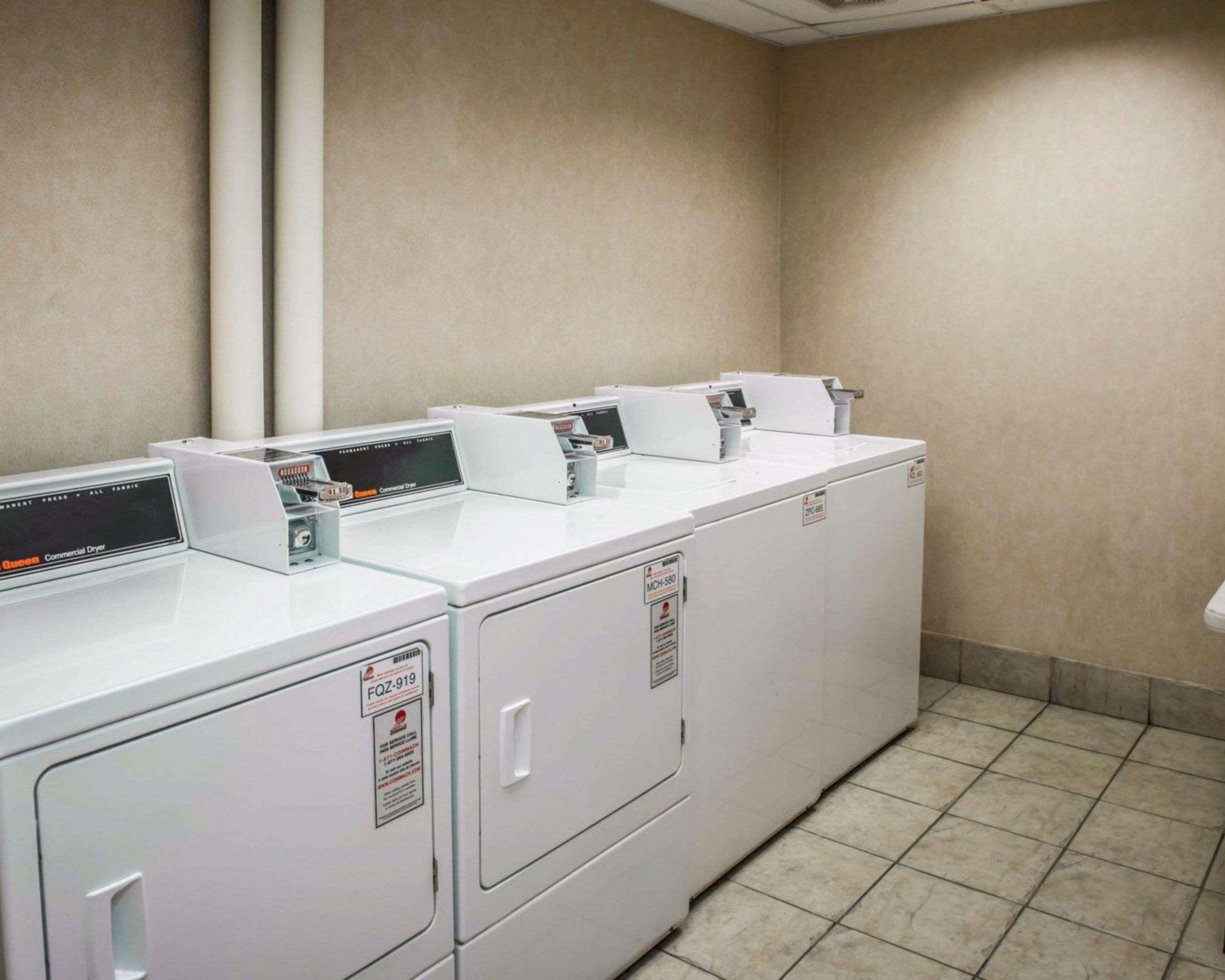 Quality Inn Castleton Ngoại thất bức ảnh
