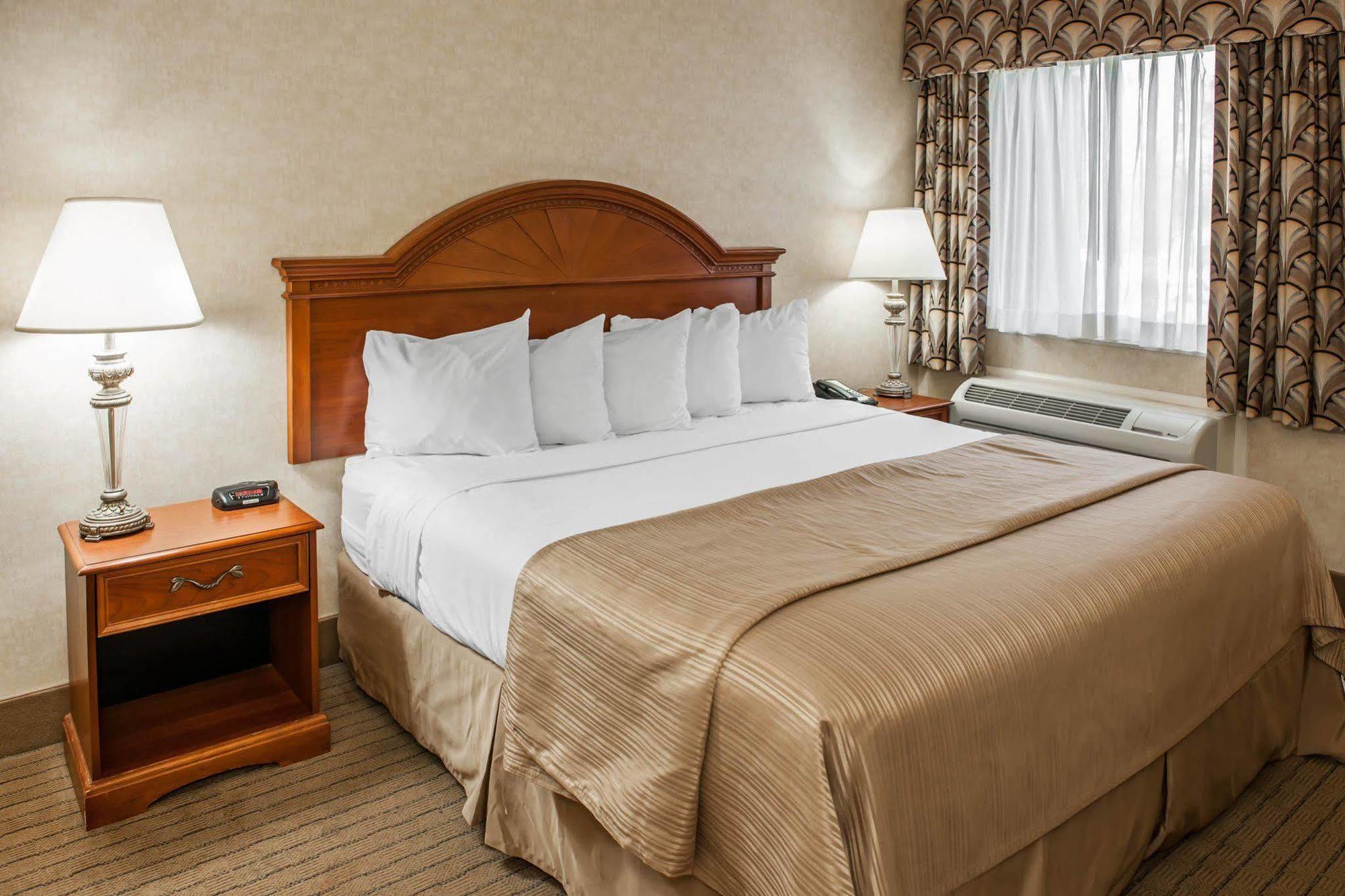 Quality Inn Castleton Ngoại thất bức ảnh