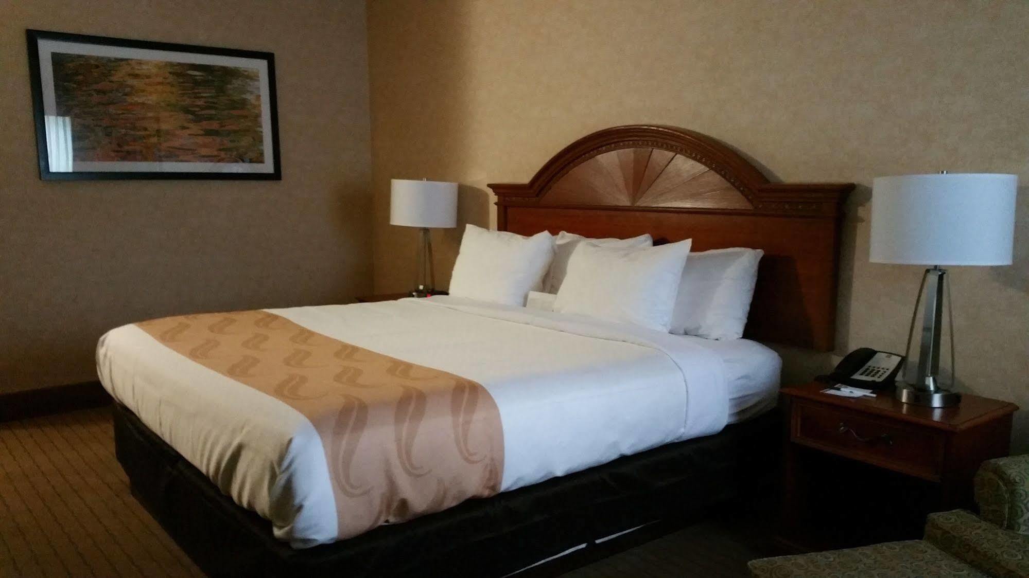 Quality Inn Castleton Ngoại thất bức ảnh